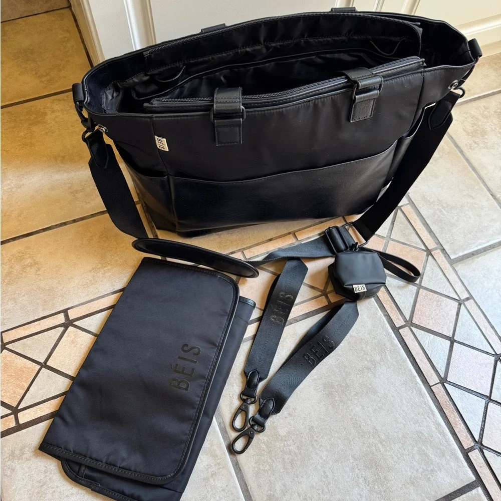 BEIS The Diaper Bag in Black